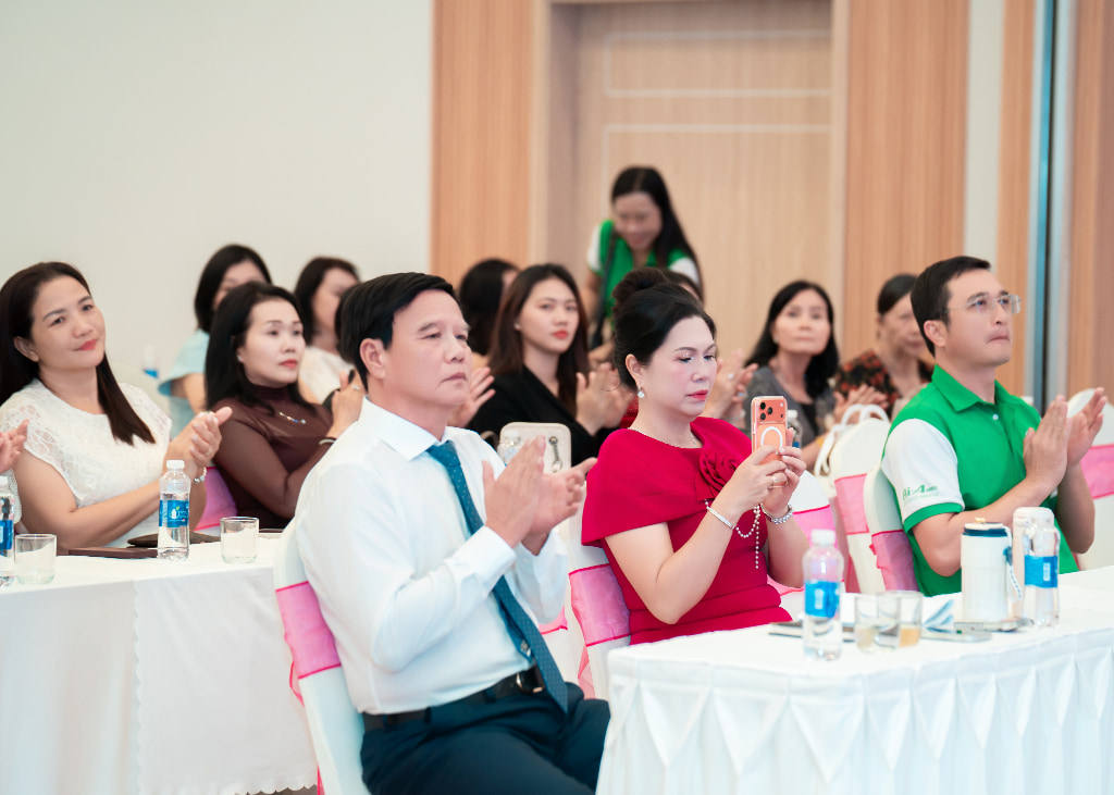 CT Tan Hung-233