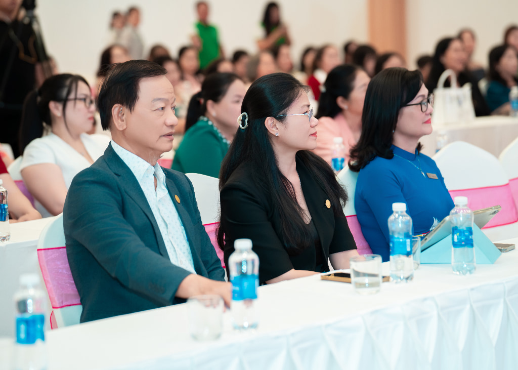 CT Tan Hung-301