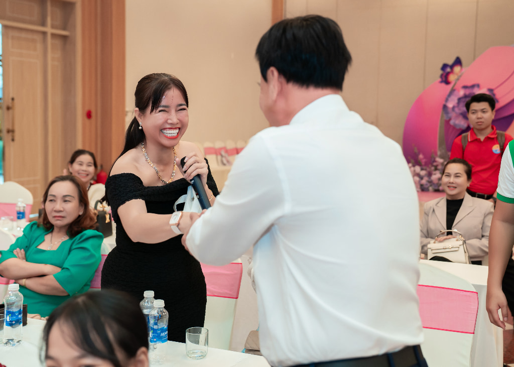 CT Tan Hung-421