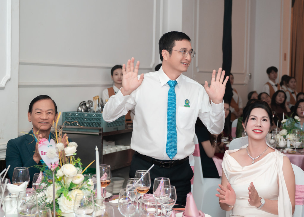 CT Tan Hung-558